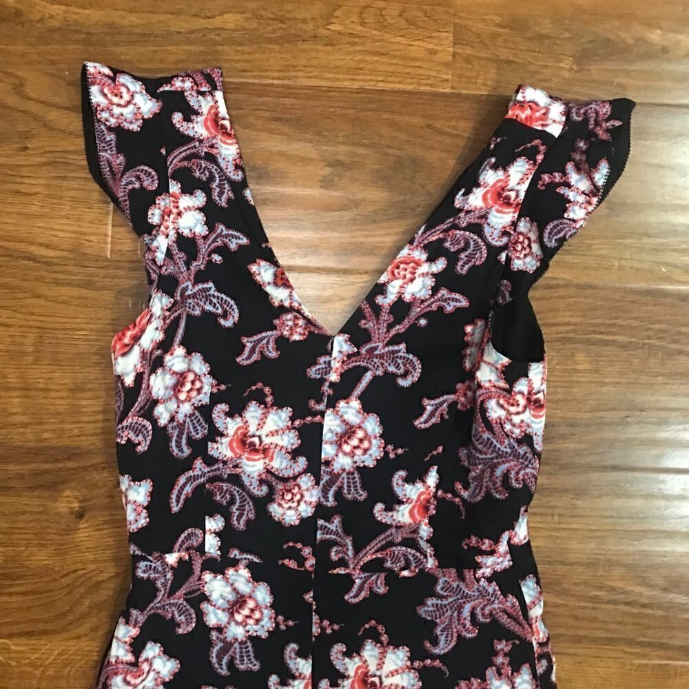 Club Monaco black floral Jumpsuit - Picture 5 of 8